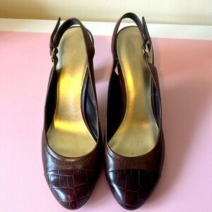 Size 8 Brown Leather Croc Slingbacks